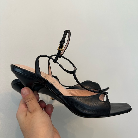 Vintage Prada heels - Picture 3 of 7